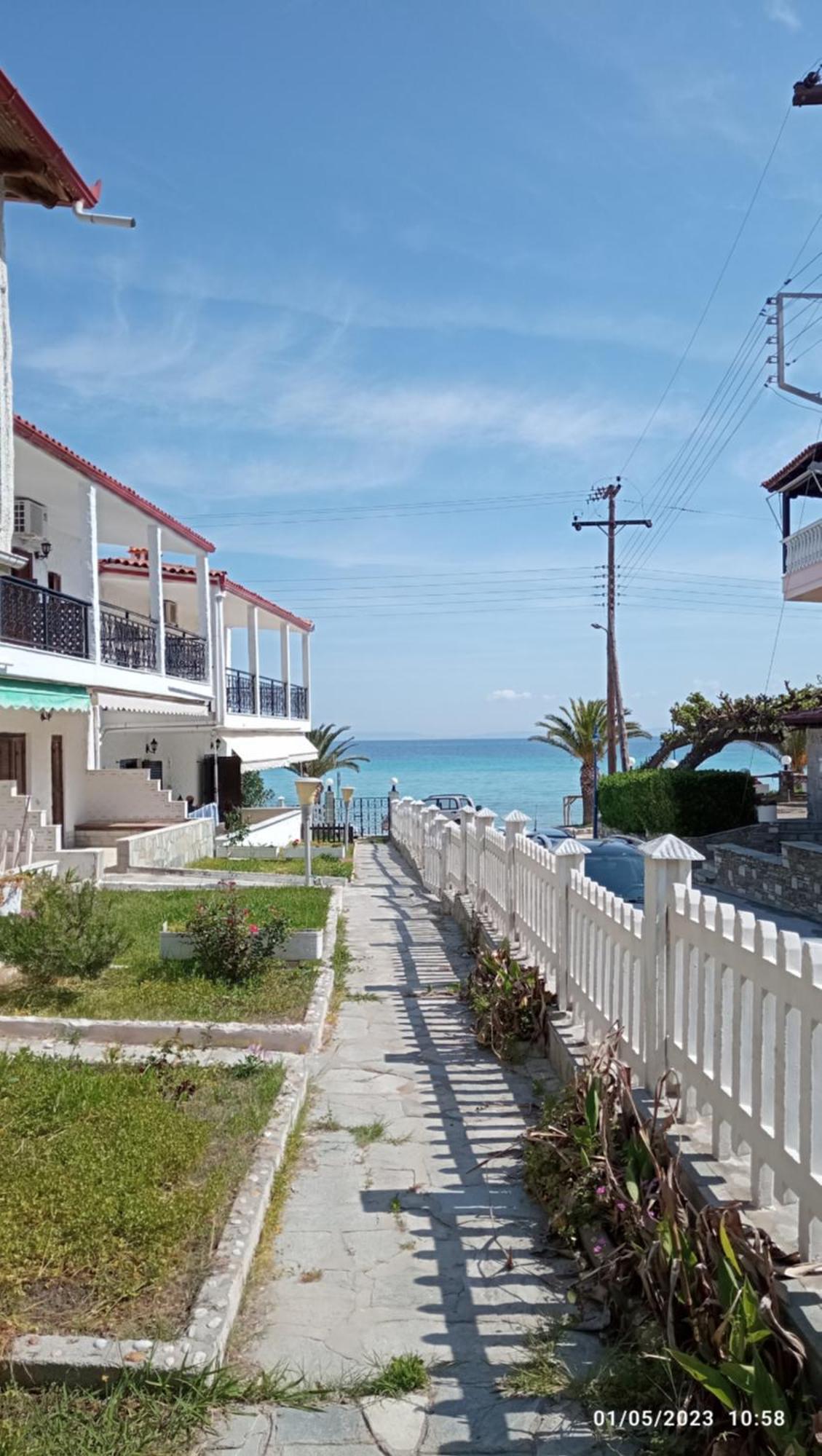 Hippocampus Beach House โปไลโครโน ภายนอก รูปภาพ