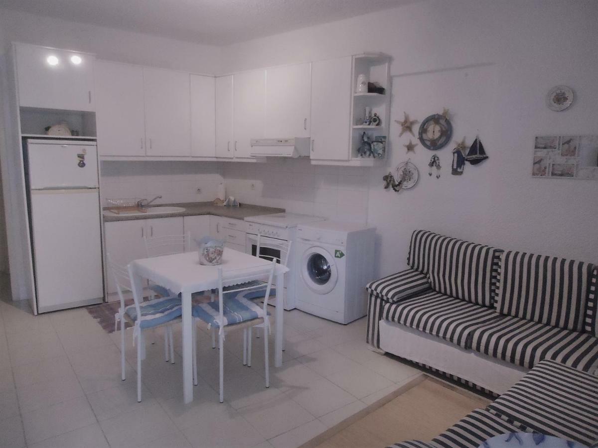 Hippocampus Beach House โปไลโครโน ภายนอก รูปภาพ